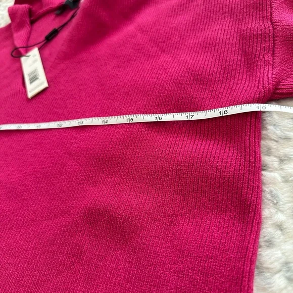 Tahari hoodie sweater size Xsmall - Picture 7 of 8